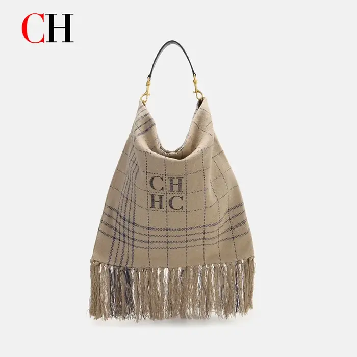 Sac Hobo en Daim Vintage Western CH pour Femme avec Lettres Gaufrées et Grandes Franges – Sac à Bandoulière Quotidien pour Voyage