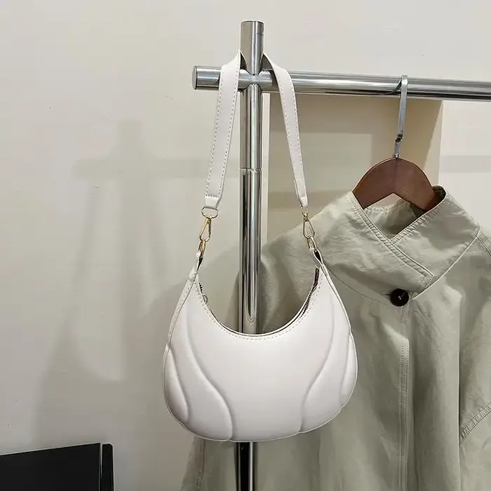 Sacs demi-lune unis pour femmes, sacs à bandoulière décontractés et tendance pour le quotidien, sacs