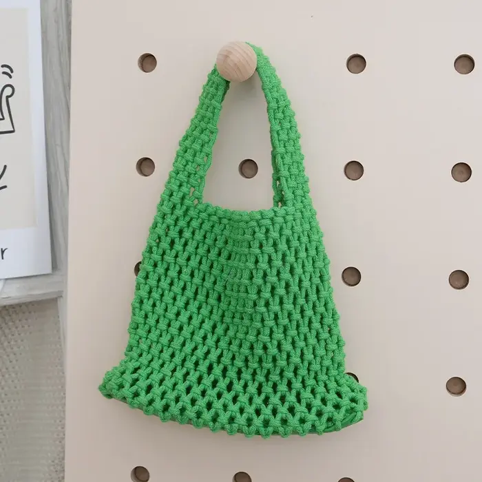 Sac fourre-tout en macramé ajouré style bohème