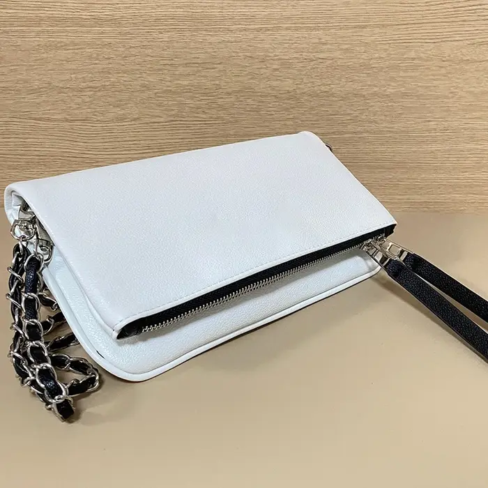 Sac bandoulière rétro noir, sac enveloppe tendance pour femmes, design luxueux, sac à main pour femm
