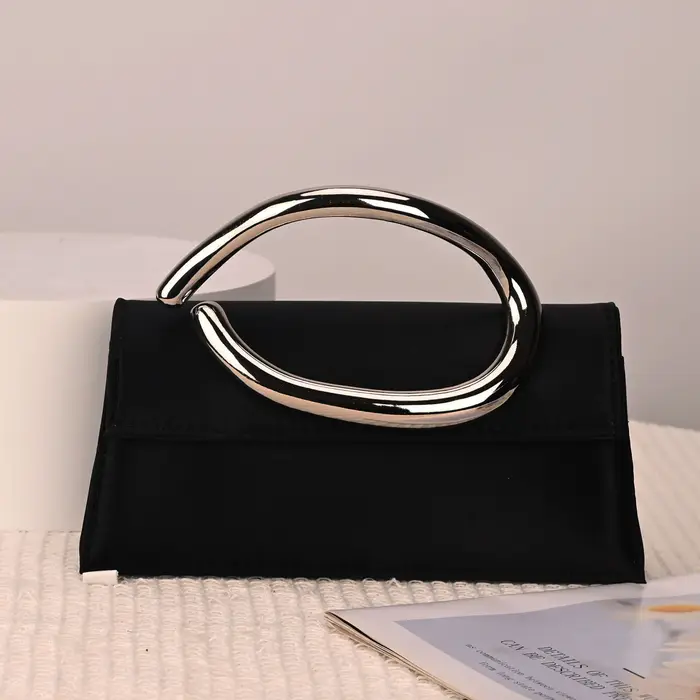 Nouveau sac à main français petit sac carré niche mode sac à bandoulière personnalisé rétro satin me