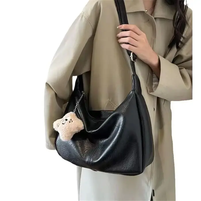 Sac à bandoulière ample en cuir PU pour femmes