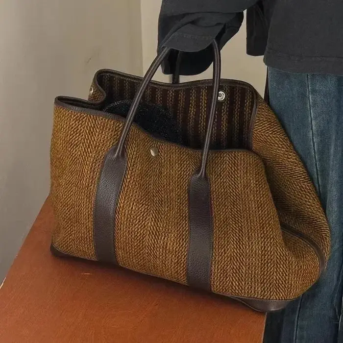 2025 nouveau sac pour femmes avec tempérament à la mode épaule unique grands sacs à main sacs à dos 