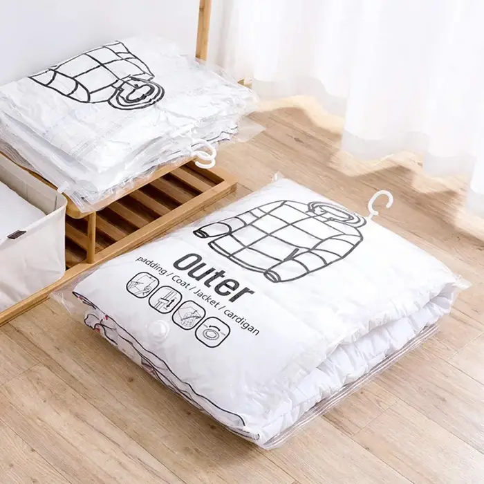 Sac de rangement sous vide suspendu