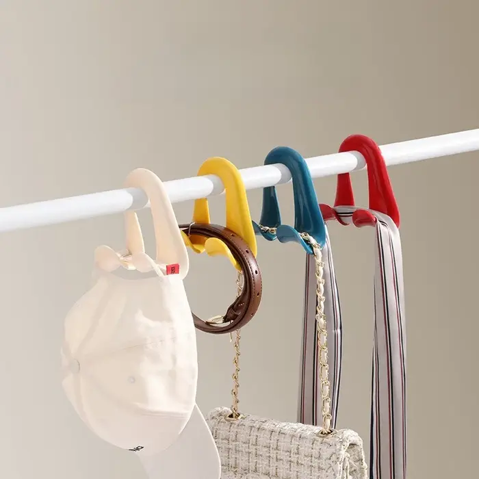 Double crochet multifonctionnel