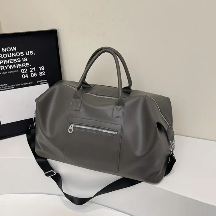 Sacs à bandoulière à la mode pour femmes Sac de voyage Portable grande capacité Sac à aisselles Simple bagage à main Sac de sport Сумка Sac