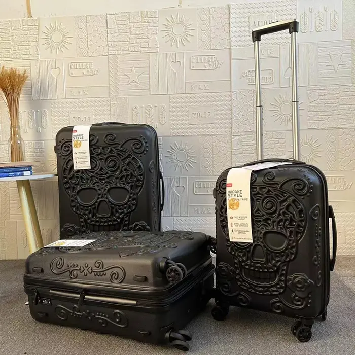 Valise de voyage avec éléments pop de personnalité