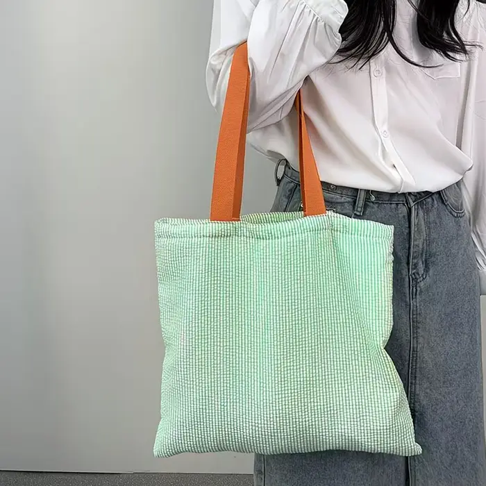 Sac fourre-tout rayé pour femme avec grandes poches intérieures