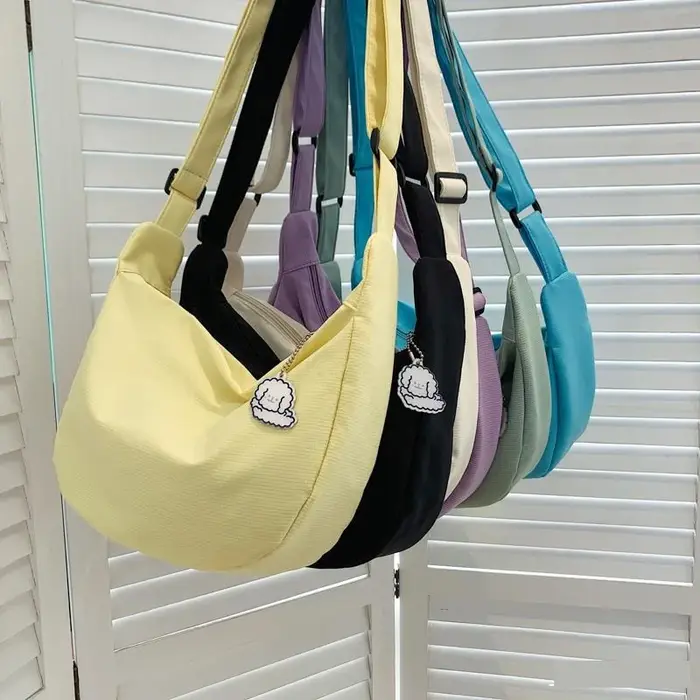 Nouveau femmes sac à bandoulière mode polyvalent Simple sac à bandoulière femme gaufre boulette sac 