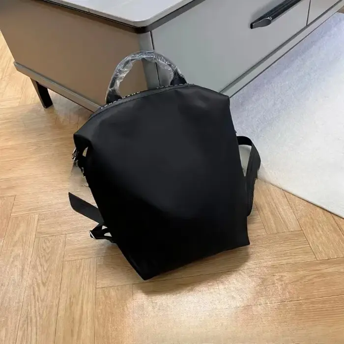 Sac à dos de voyage en nylon imperméable de grande capacité