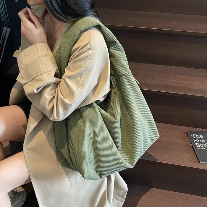  Sacs à bandoulière en velours côtelé vert armée pour femmes