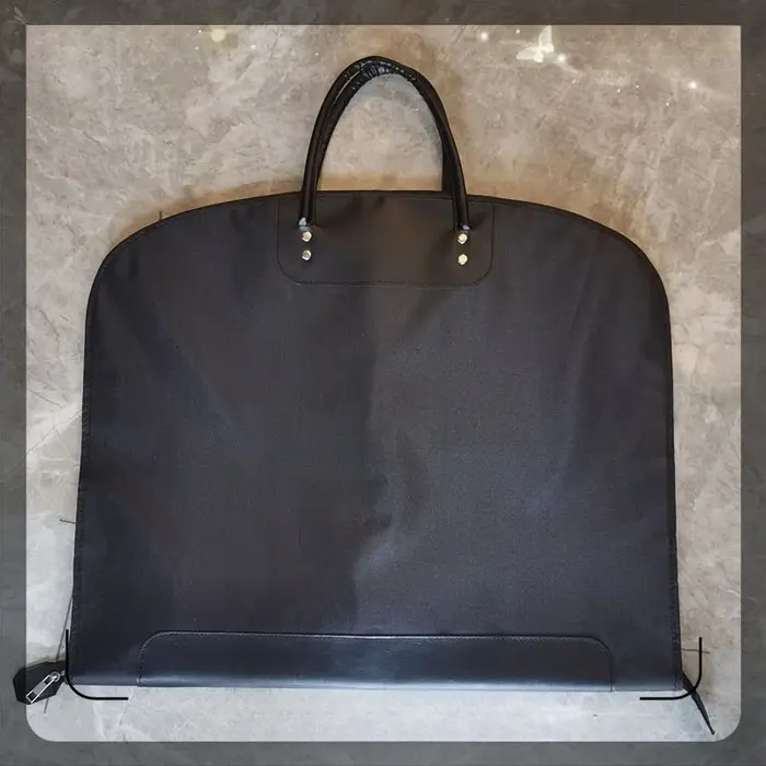 Housse de costume Oxford avec poignées en cuir