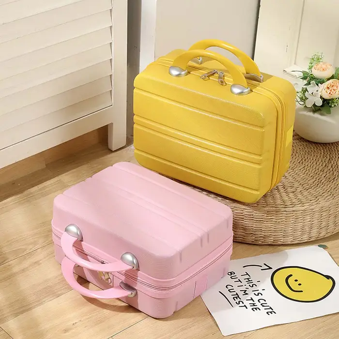 Nouveau style valise bagages chauds étui à cosmétiques 14 "vintage petite boîte de rangement sac de maquillage Mini cérémonie à main boîte-cadeau en gros