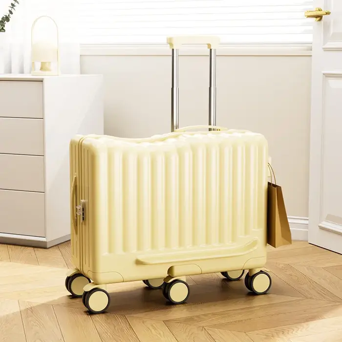 Nouvelle valise à roulettes pour enfant avec serrure à code, 6 roues pivotantes, compagnon de voyage