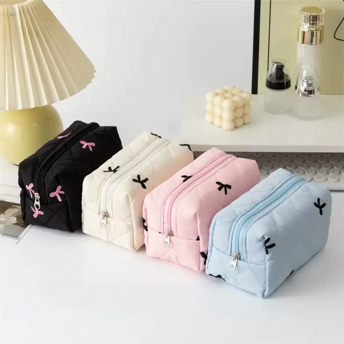 Pochette à maquillage brodée pour femmes