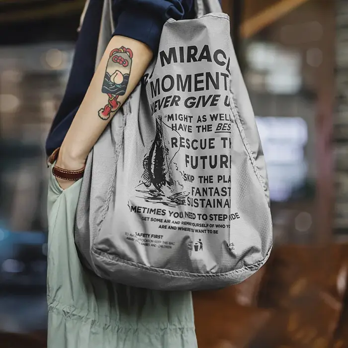 Maden gris extérieur sac léger pliable épaule femmes sac en Nylon voyage bandoulière fourre-tout grande capacité sac à main