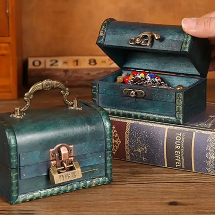 Valise en bois Antique