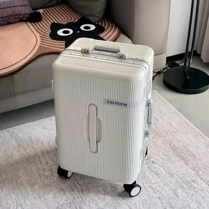 Valise de voyage de luxe à cadre en aluminium, grande capacité, robuste et durable, avec serrure à combinaison, tendance transfrontalière, à roulettes