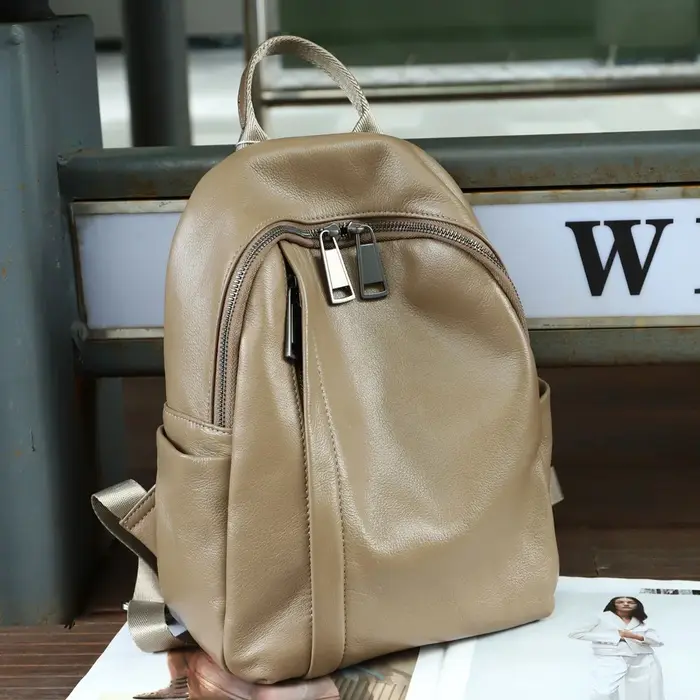 Sac à dos en cuir véritable pour femmes