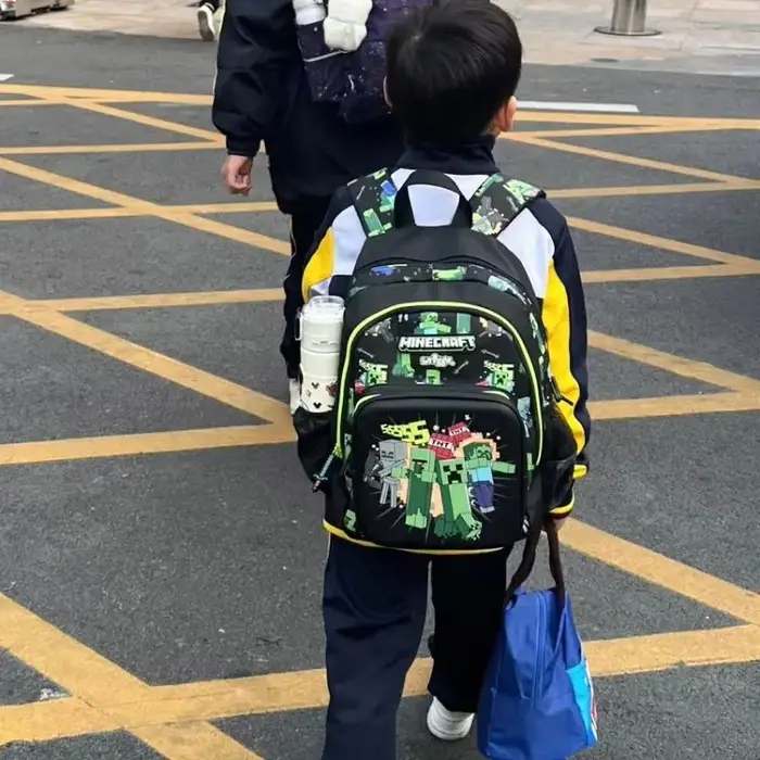 Sac à dos scolaire en stock en Australie