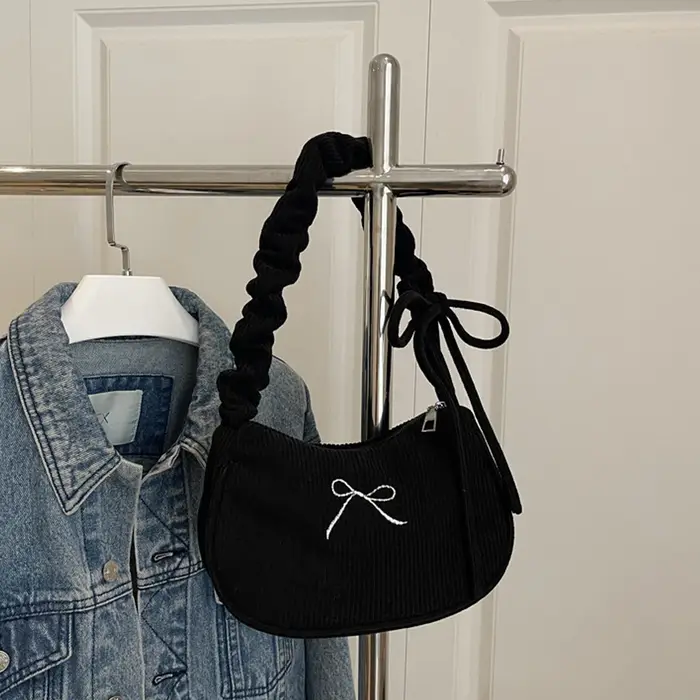 Sac à bandoulière élégant en velours côtelé pour femme. Accessoires brodés avec nœud papillon - Band