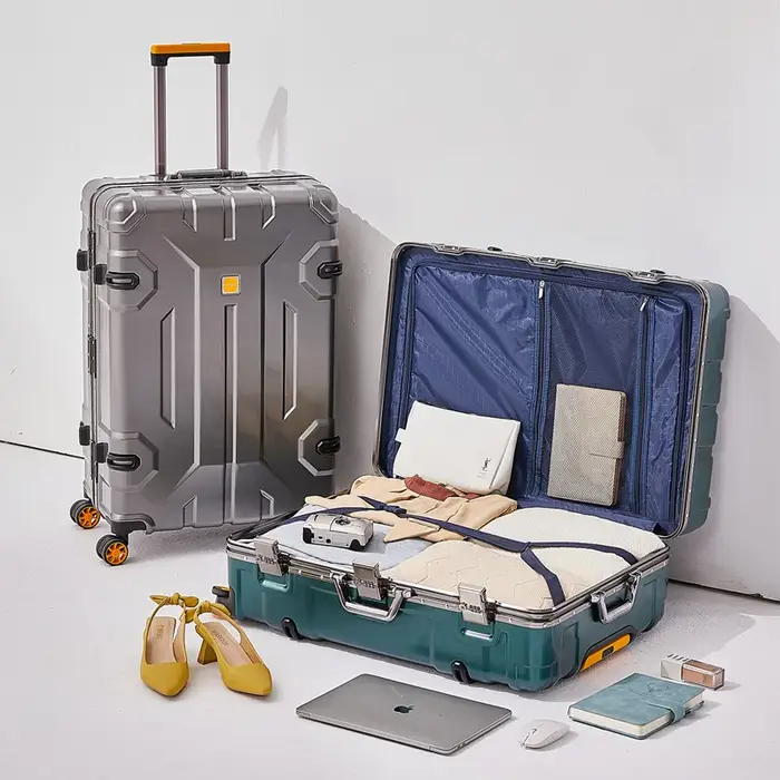 Valise à bagages avec cadre en aluminium de grande capacité
