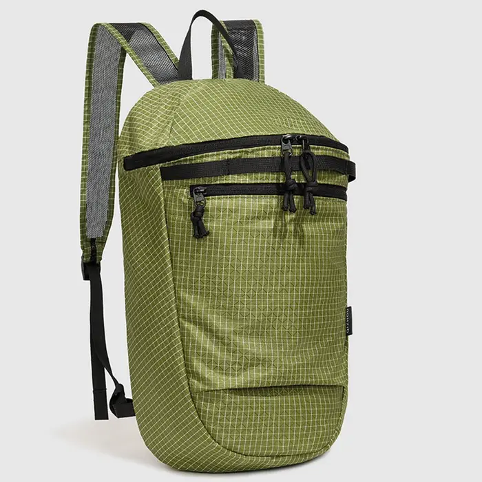 Sac à dos de randonnée en nylon ultraléger, sac à dos de jour multi-poches pour l'extérieur avec bre